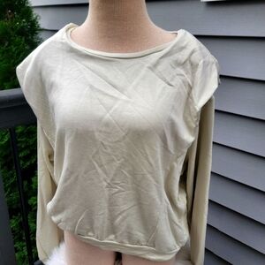2/$20 NWT Elan Laurel Top M